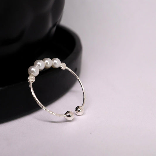 Anxiety Ring (parel) zilver 925 Sfeerbeeld