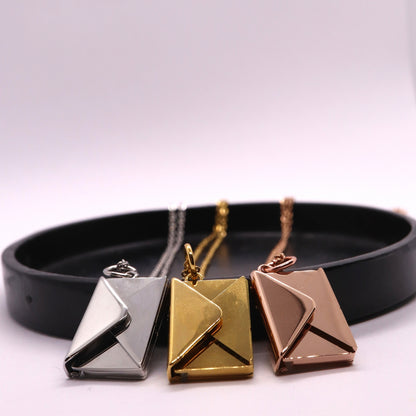 Unieke gepersonaliseerde ketting met envelop Goud varianten