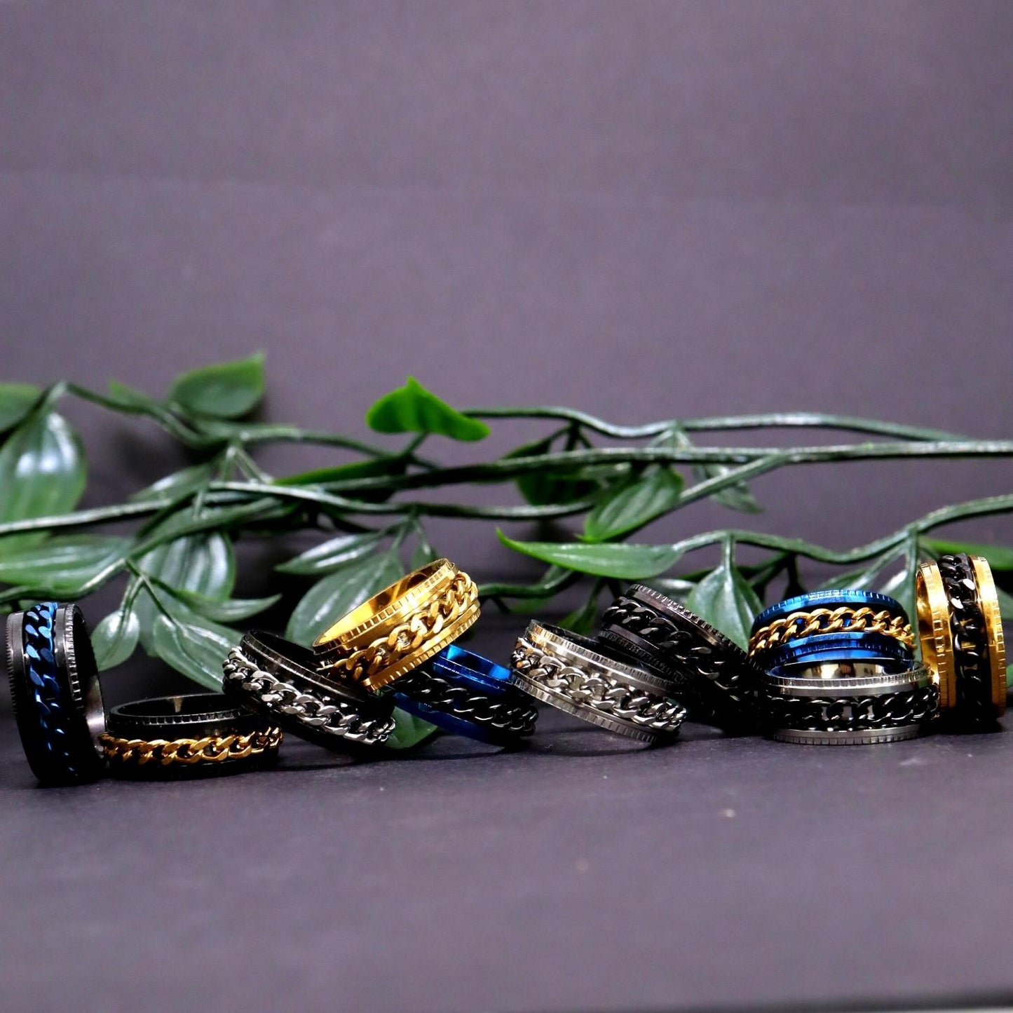 Anxiety Ring (ketting) Goud-Zwart collectie